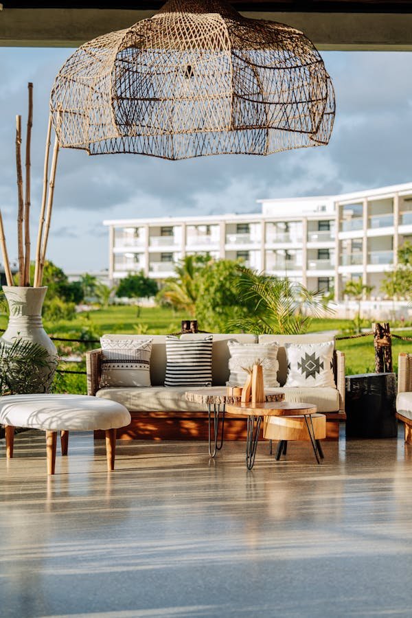 Mobilier extérieur : choisissez l'élégance pour vos terrasses